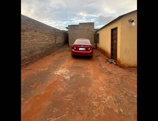 2 BEDROOM HOUSE FOR SALE IN DOORNKOP